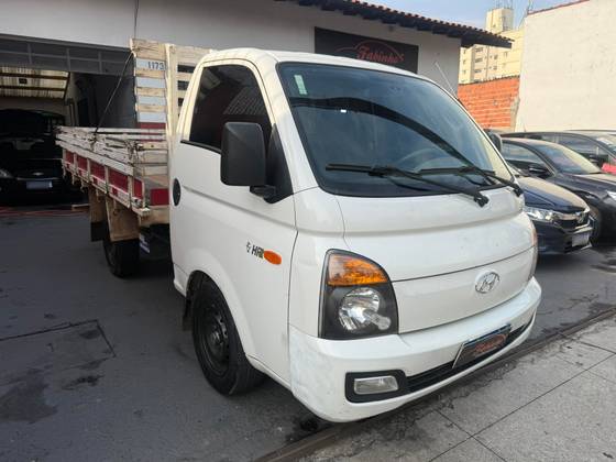 HYUNDAI HR 2.5 LONGO SEM CAÇAMBA 4X2 16V 130CV TURBO INTERCOOLER DIESEL 2P MANUAL HYUNDAI HR 2.5 LONGO SEM CAÇAMBA 4X2 16V 130CV TURBO INTERCOOLER DIESEL 2P MANUAL